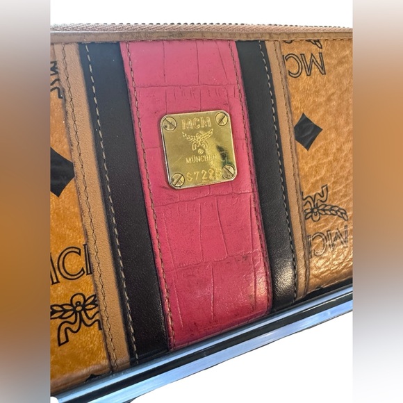 MCM Tan and Pink Wallet - Picture 3 of 9